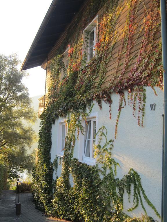 Seehaus Karantanien Am Ossiacher See Екстериор снимка
