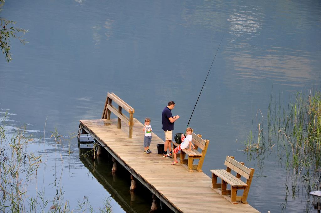 Seehaus Karantanien Am Ossiacher See Екстериор снимка