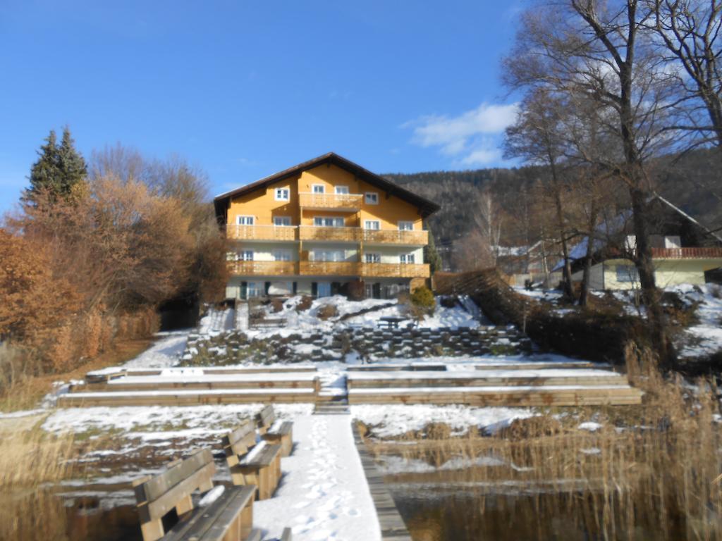 Seehaus Karantanien Am Ossiacher See Екстериор снимка
